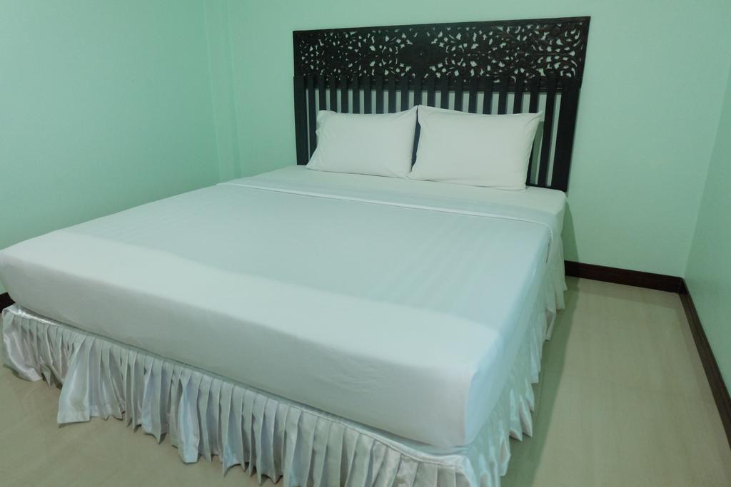 J-Safe Guesthouse Сукотай Стая снимка